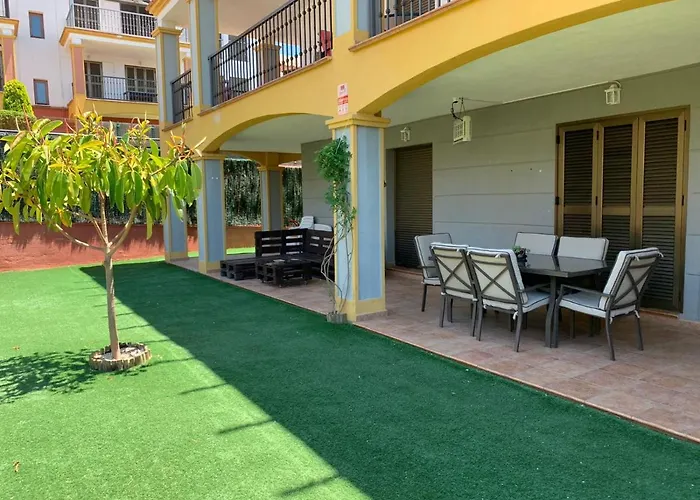 Apartamento Con Jardin Privado Y Acceso A Piscina